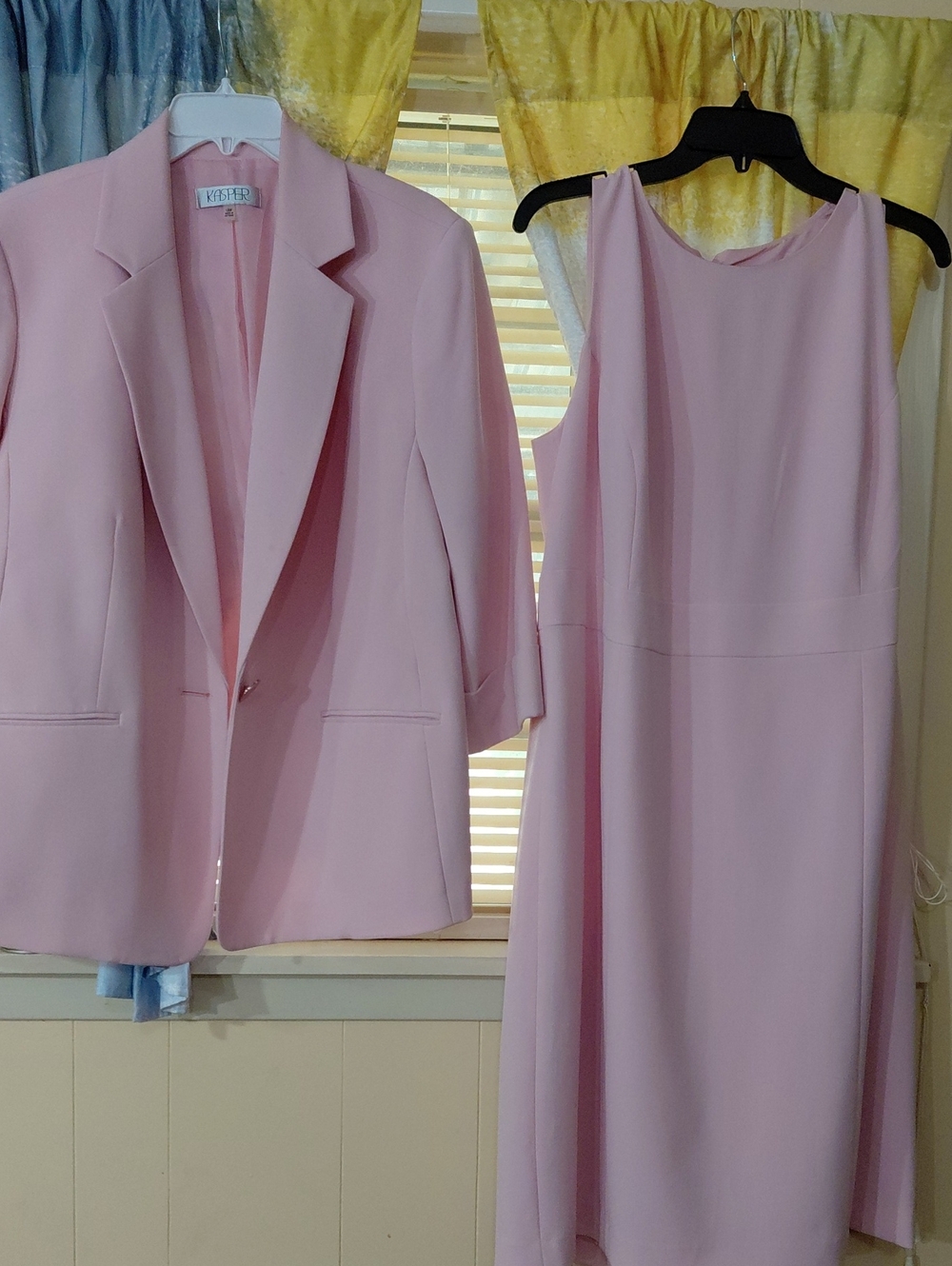 Kasper Pink Two-Piece Blazer 18wand Dress 16w
